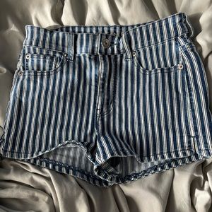 American Eagle Size 4 Pinstripe Denim Shorts